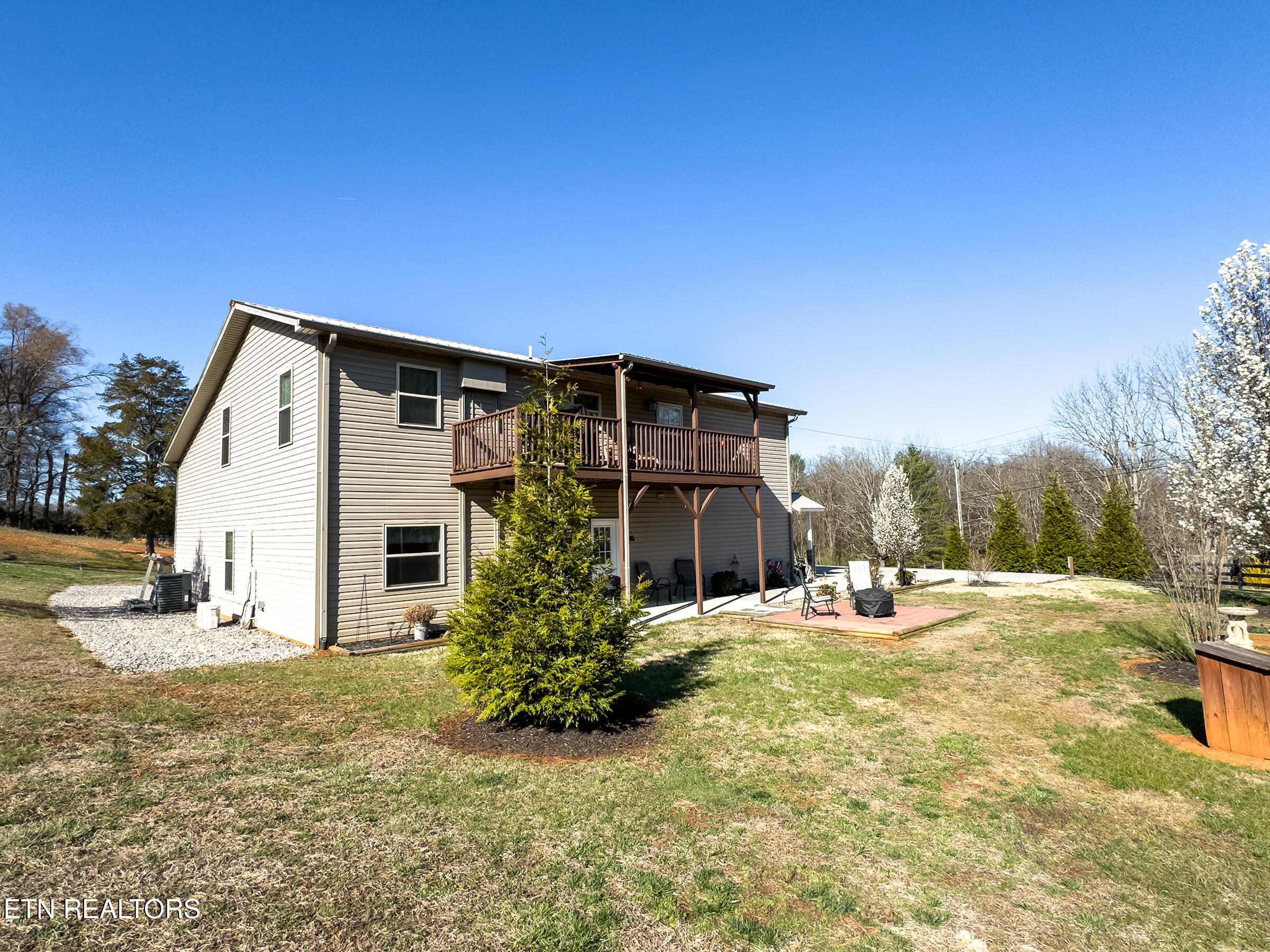 1505 Indian Warpath Road Sevierville, TN 37876 - Photo 4 of 60 4 exterior 6