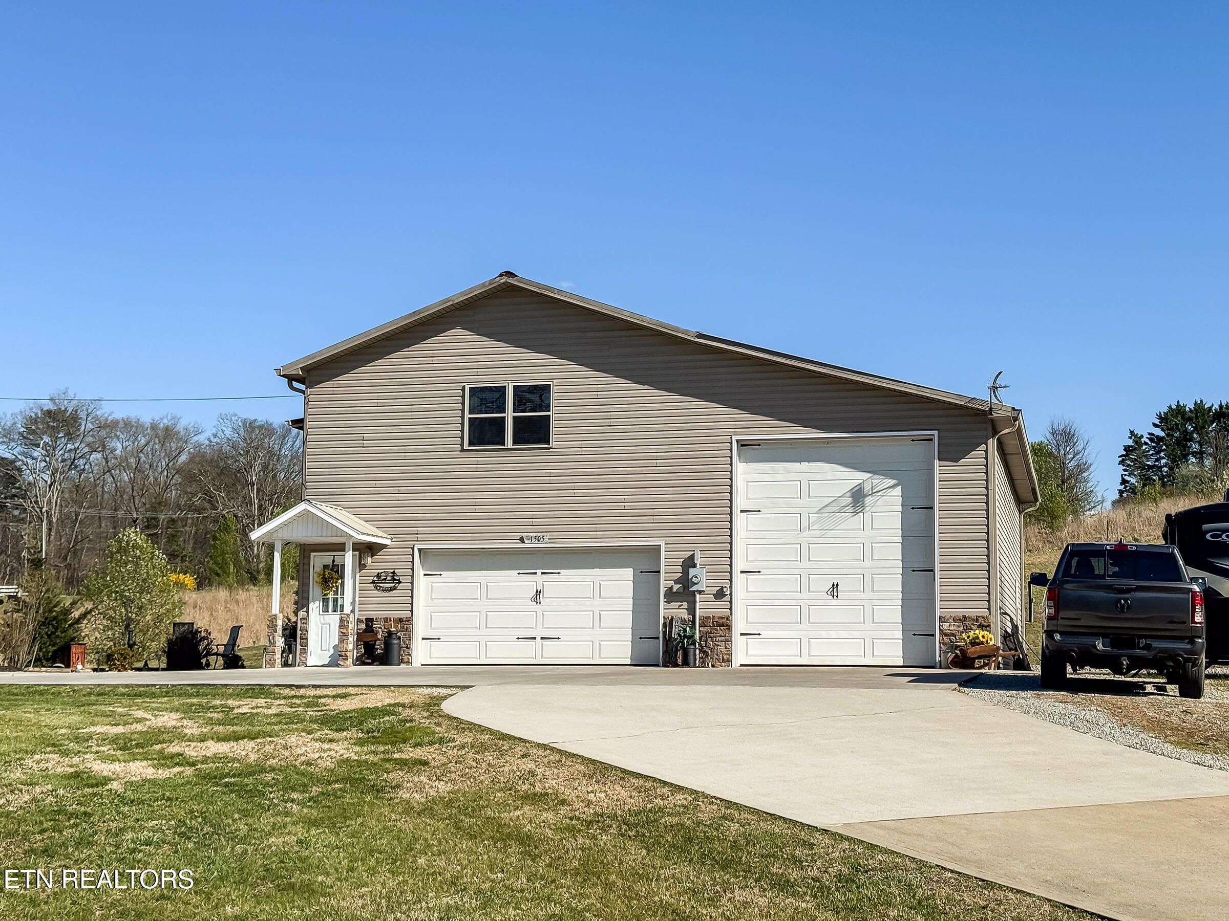 1505 Indian Warpath Road Sevierville, TN 37876 - Photo 51 of 60 51 new exterior 4