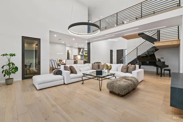 $2,825,000 | 1436 West Windbreaker Lane, Eagle, ID 83616