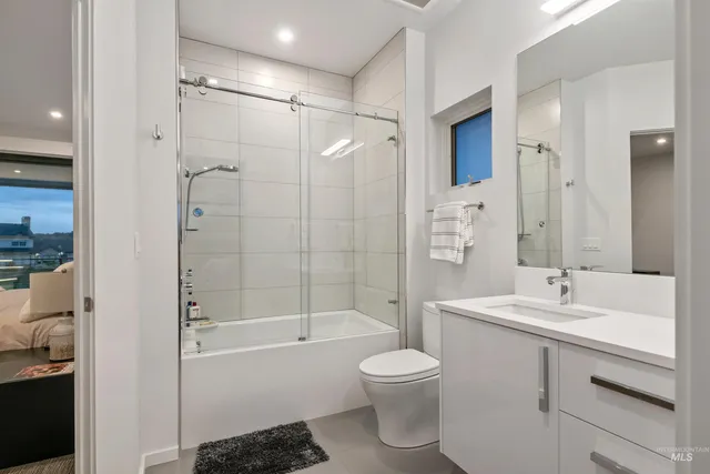 $2,825,000 | 1436 West Windbreaker Lane, Eagle, ID 83616