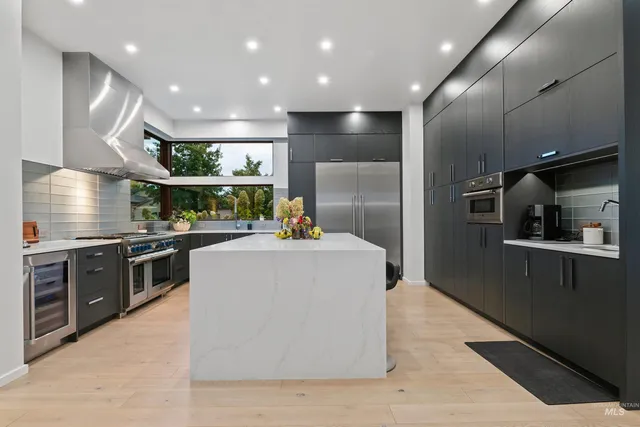 $2,825,000 | 1436 West Windbreaker Lane, Eagle, ID 83616