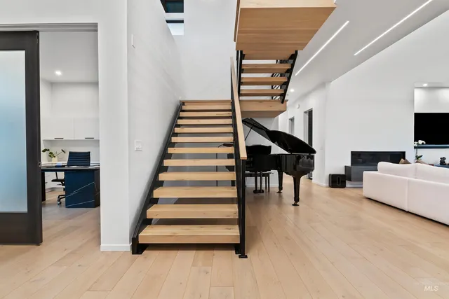 $2,825,000 | 1436 West Windbreaker Lane, Eagle, ID 83616