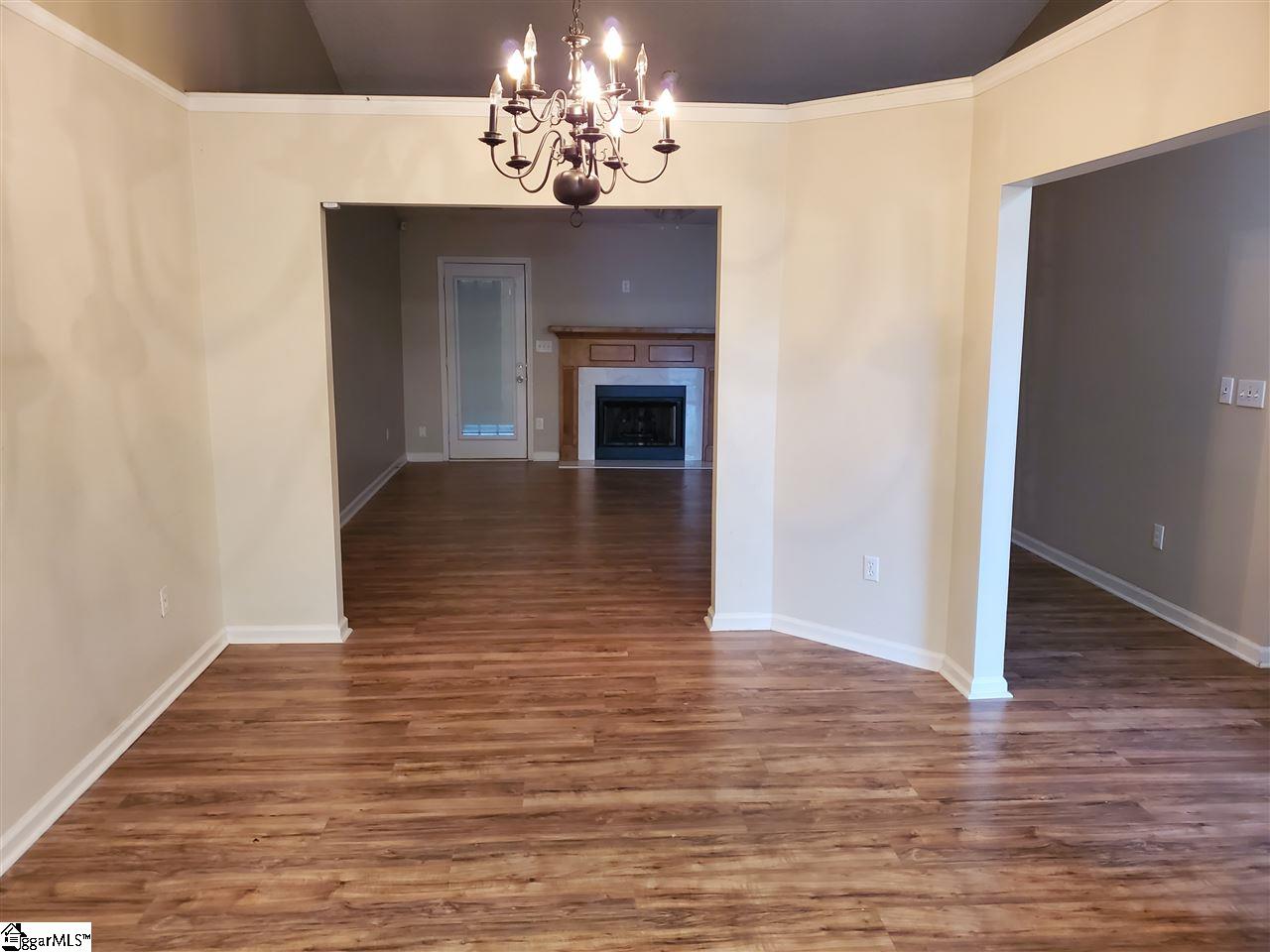 427 Riverside Chase Circle Greer, SC 29650 - Photo 3 of 22