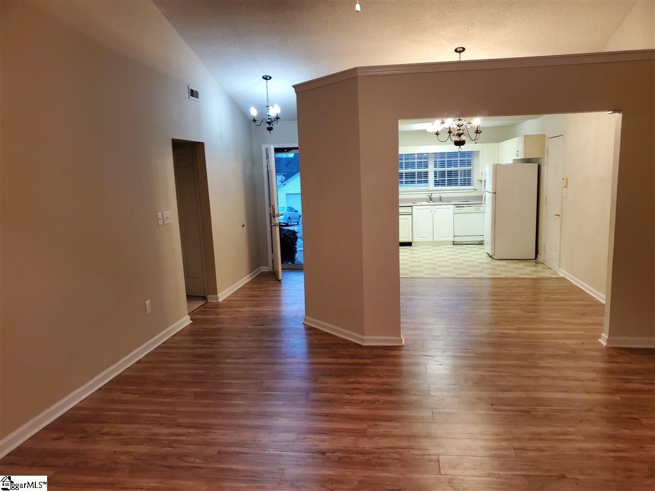 427 Riverside Chase Circle Greer, SC 29650 - Photo 4 of 22