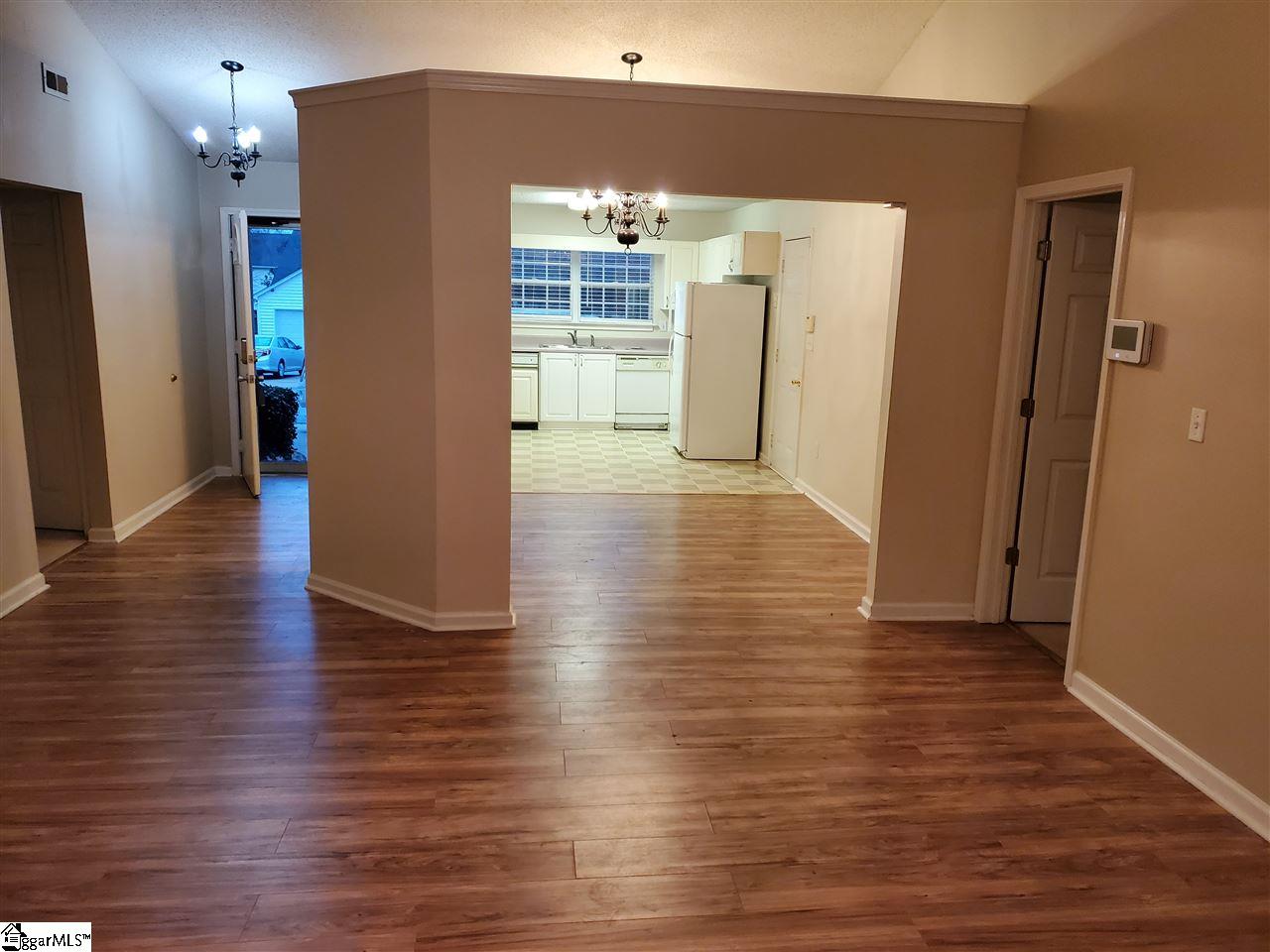 427 Riverside Chase Circle Greer, SC 29650 - Photo 5 of 22