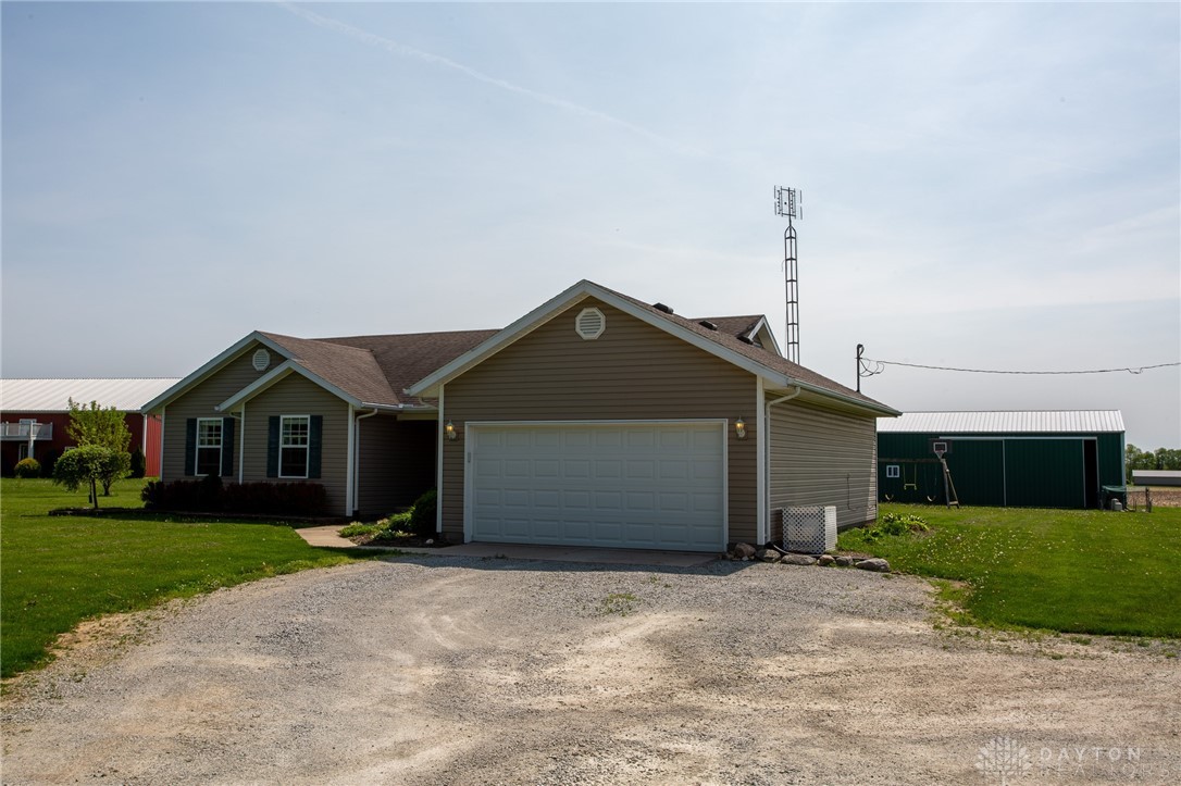 1501 Victory Road Springfield, OH 45504 - Photo 9 of 51 Gallery Image 9