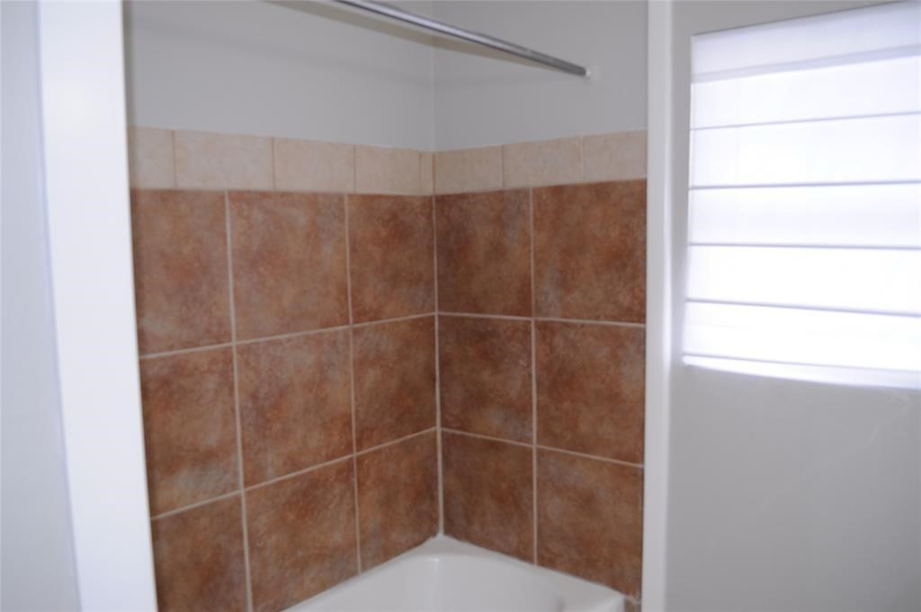 3502 Rosedale Street, Unit C Houston, TX 77004 - Photo 17 of 21 Gallery Image 17
