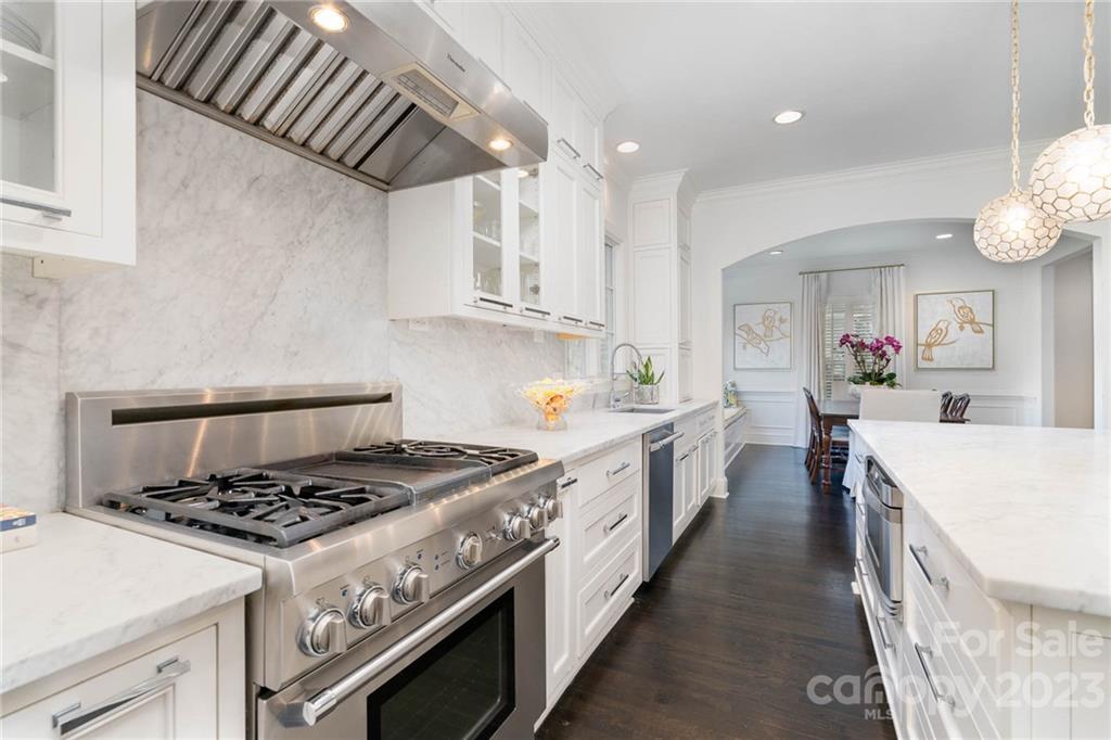 3014 Foxridge Road Charlotte, NC 28226 - Photo 12 of 44 Gallery Image 12