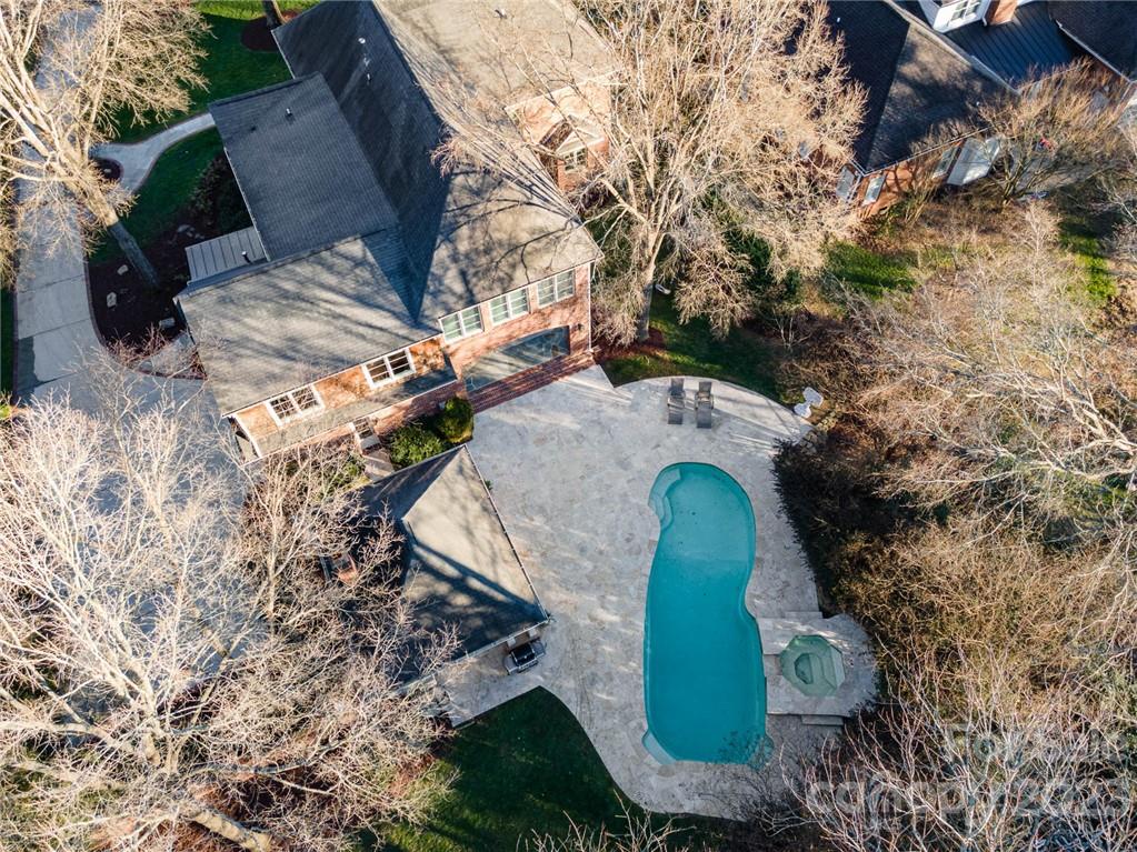 3014 Foxridge Road Charlotte, NC 28226 - Photo 2 of 44 Gallery Image 2