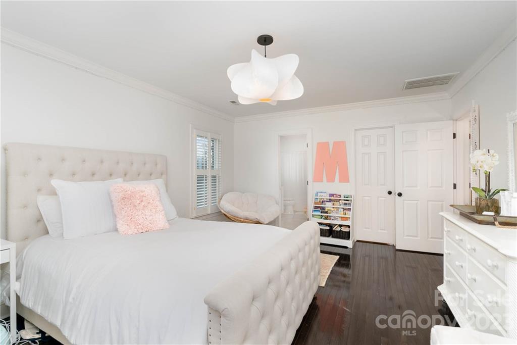3014 Foxridge Road Charlotte, NC 28226 - Photo 30 of 44 Gallery Image 30