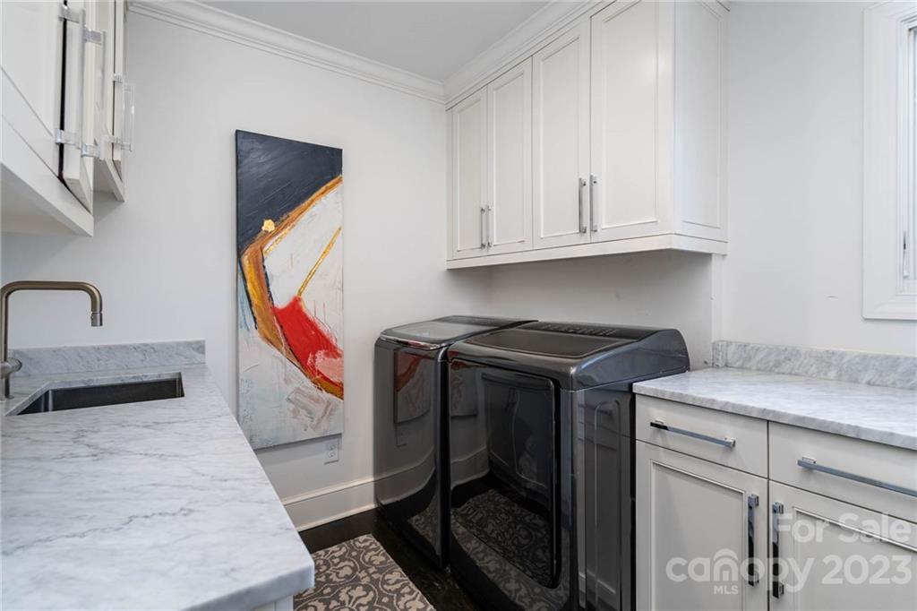 3014 Foxridge Road Charlotte, NC 28226 - Photo 35 of 44 Gallery Image 35