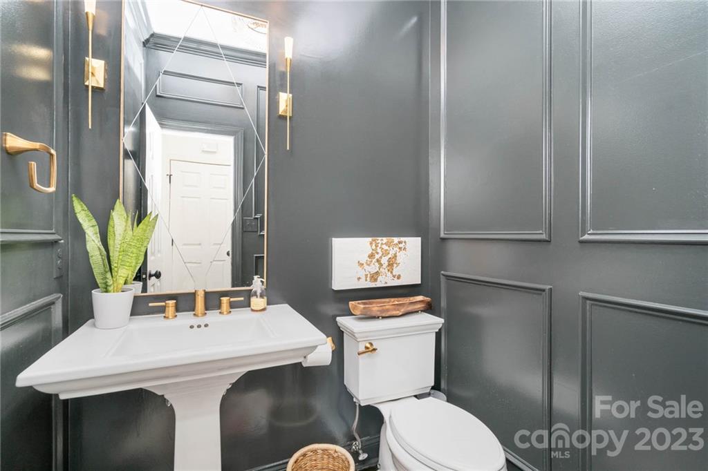 3014 Foxridge Road Charlotte, NC 28226 - Photo 40 of 44 Gallery Image 40