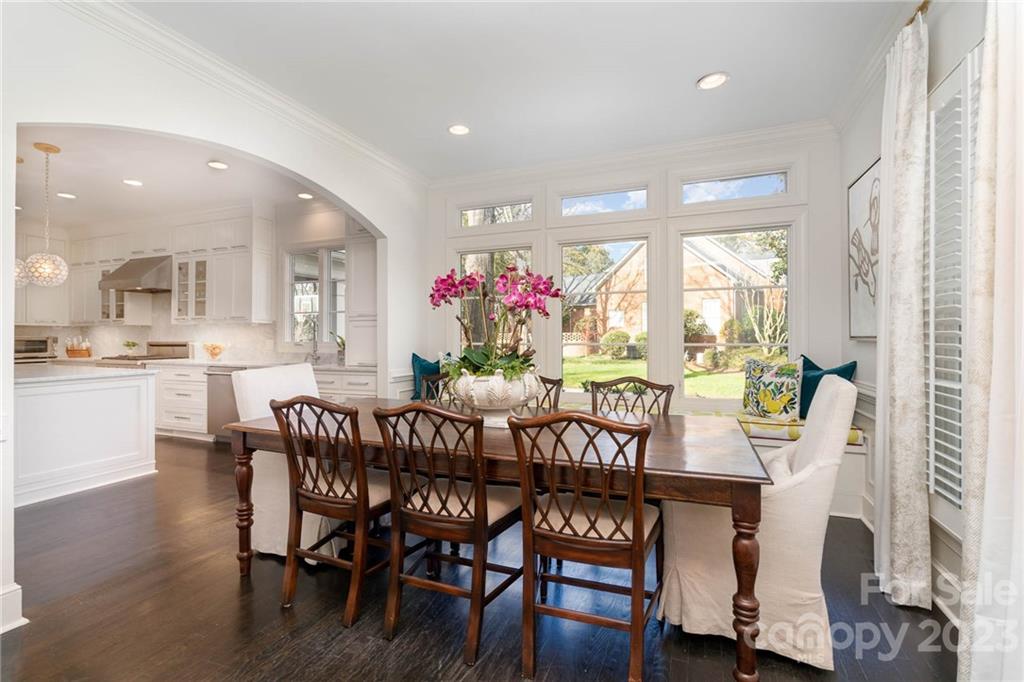 3014 Foxridge Road Charlotte, NC 28226 - Photo 8 of 44 Gallery Image 8