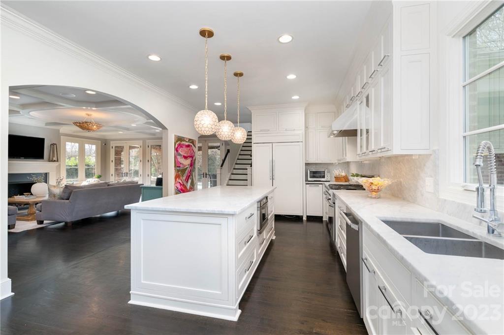 3014 Foxridge Road Charlotte, NC 28226 - Photo 10 of 44 Gallery Image 10