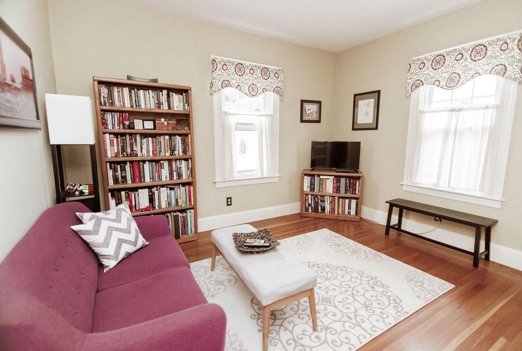 142 Friendly Road Cranston, RI 02910 - Photo 2 of 28