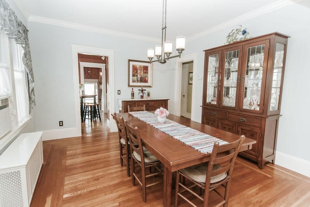 142 Friendly Road Cranston, RI 02910 - Photo 6 of 28