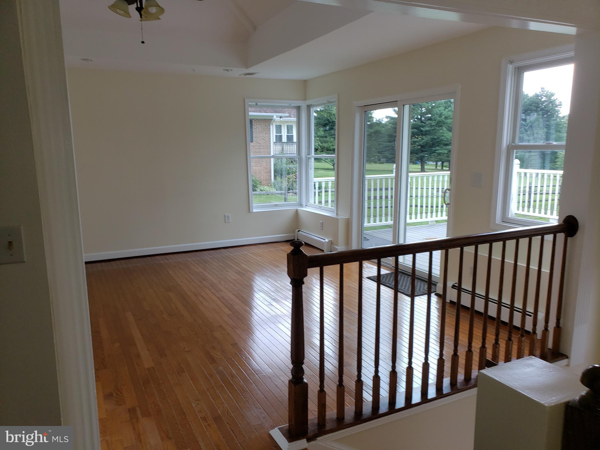 22812 Wildcat Road Gaithersburg, MD 20882 - Photo 13 of 40 Family Room