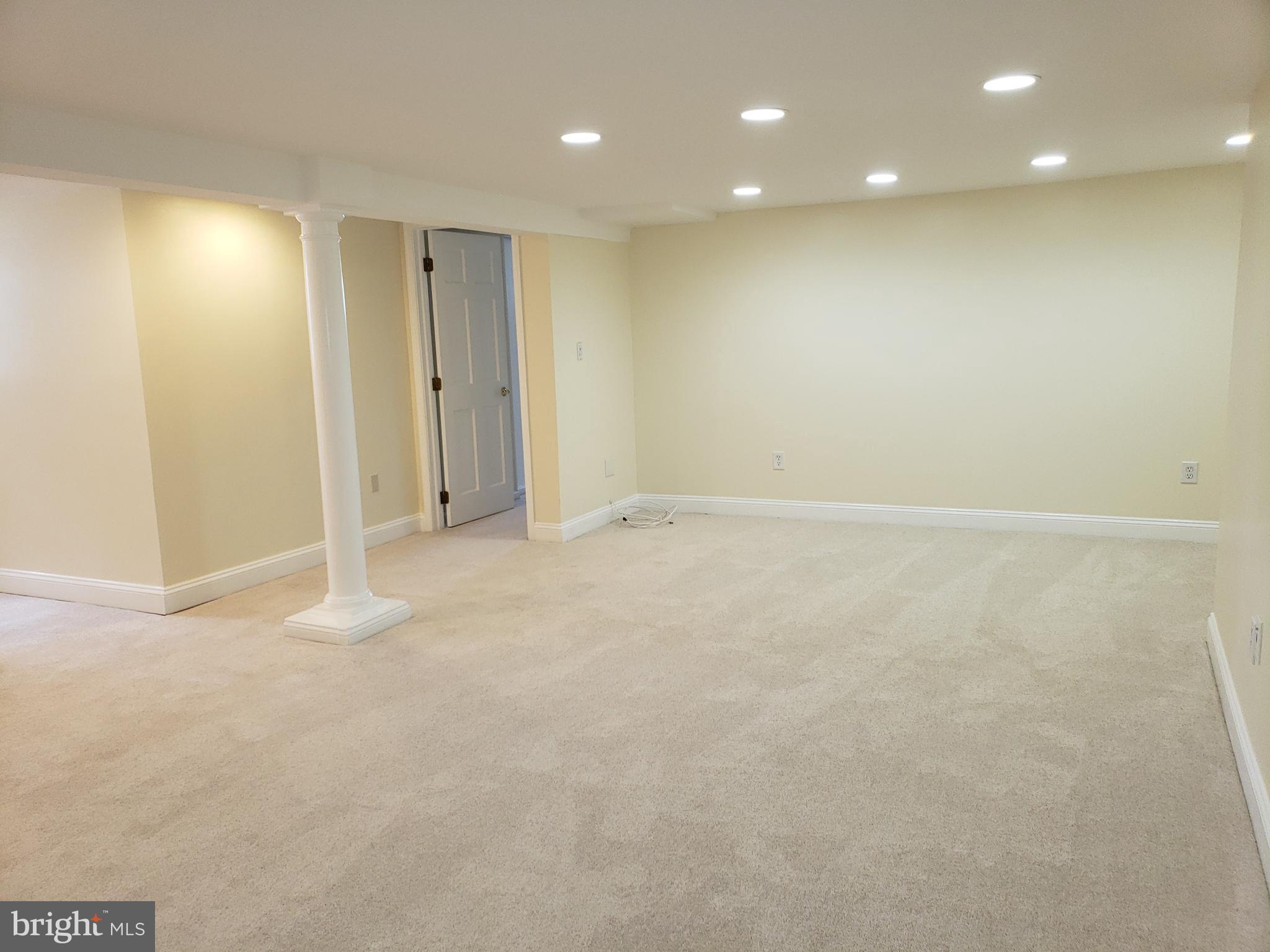 22812 Wildcat Road Gaithersburg, MD 20882 - Photo 26 of 40 Lower Level Game Room
