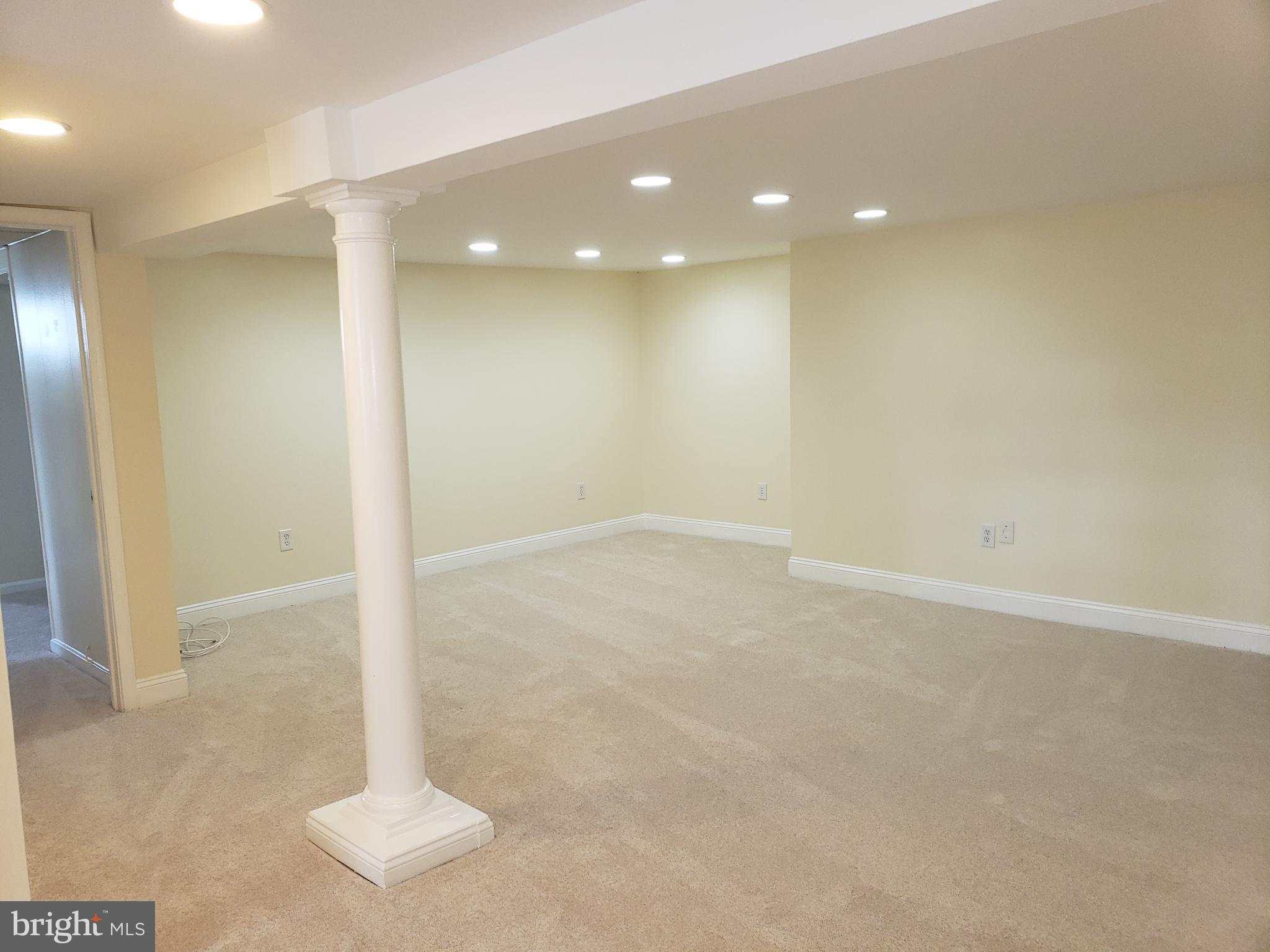 22812 Wildcat Road Gaithersburg, MD 20882 - Photo 27 of 40 Lower Level Game Room