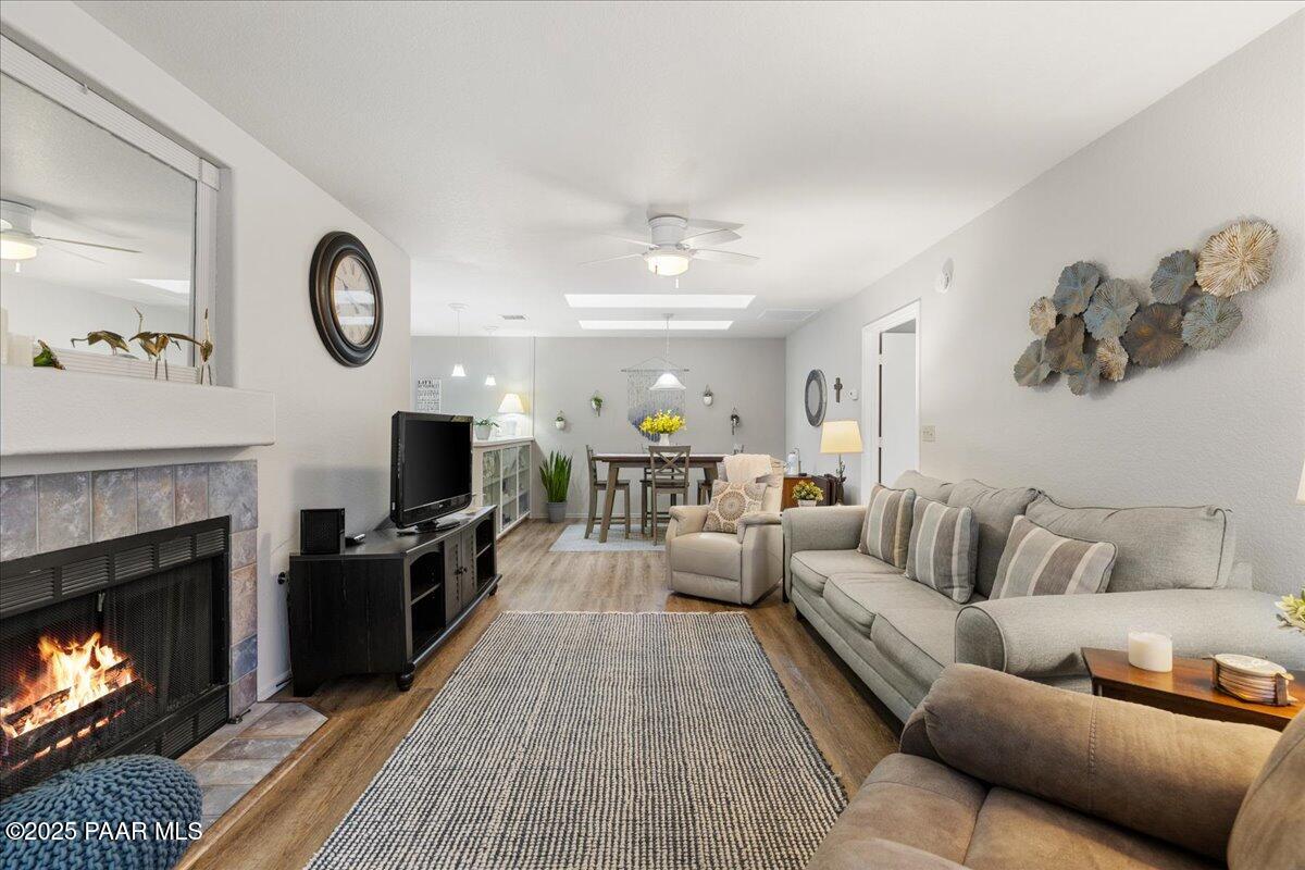 3059 Smokey Road, Unit 21G Prescott, AZ 86301 - Photo 7 of 27 07-Living Room