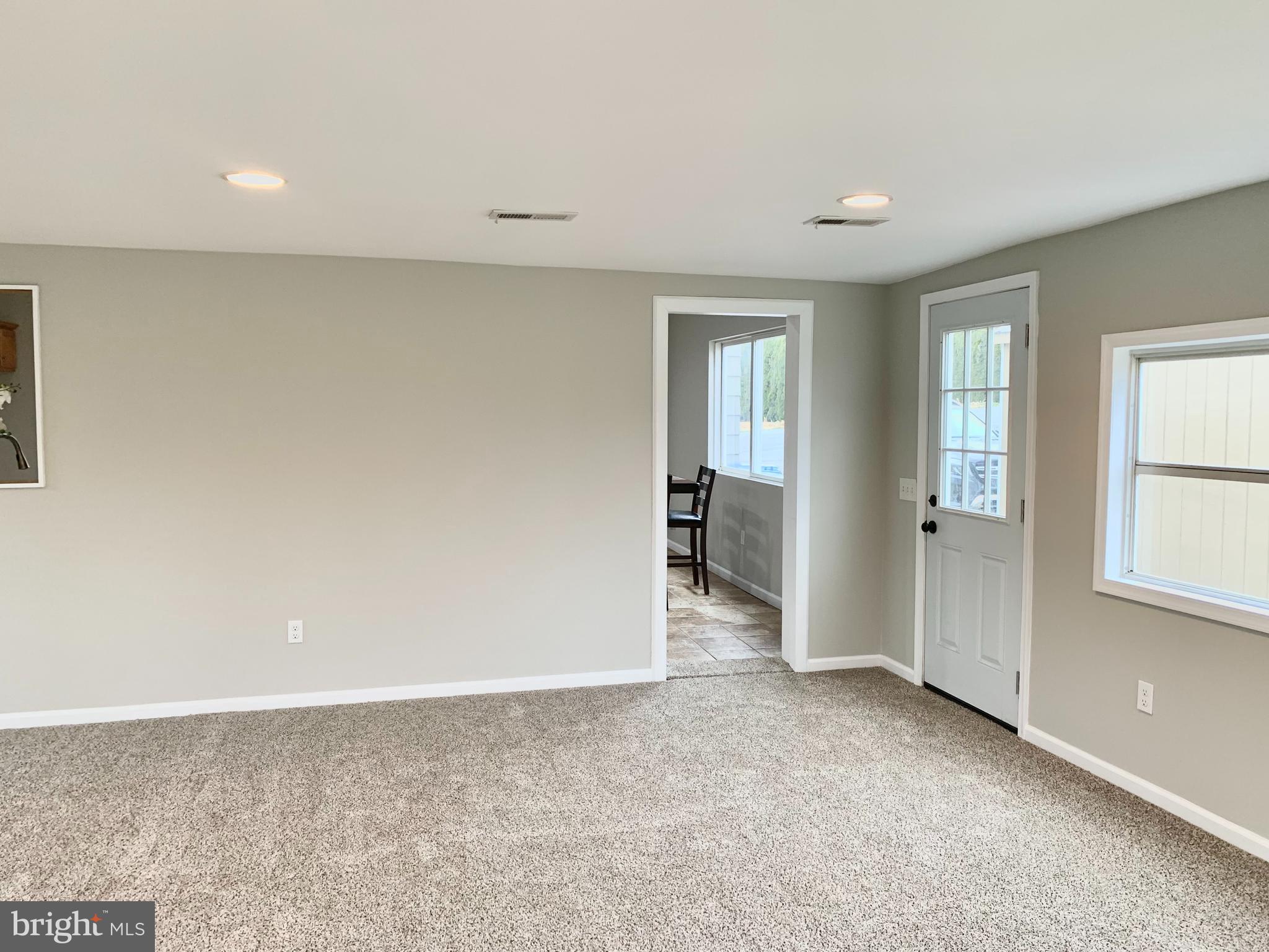 1725 Cemetery Road York, PA 17408 - Photo 11 of 16 Gallery Image 11
