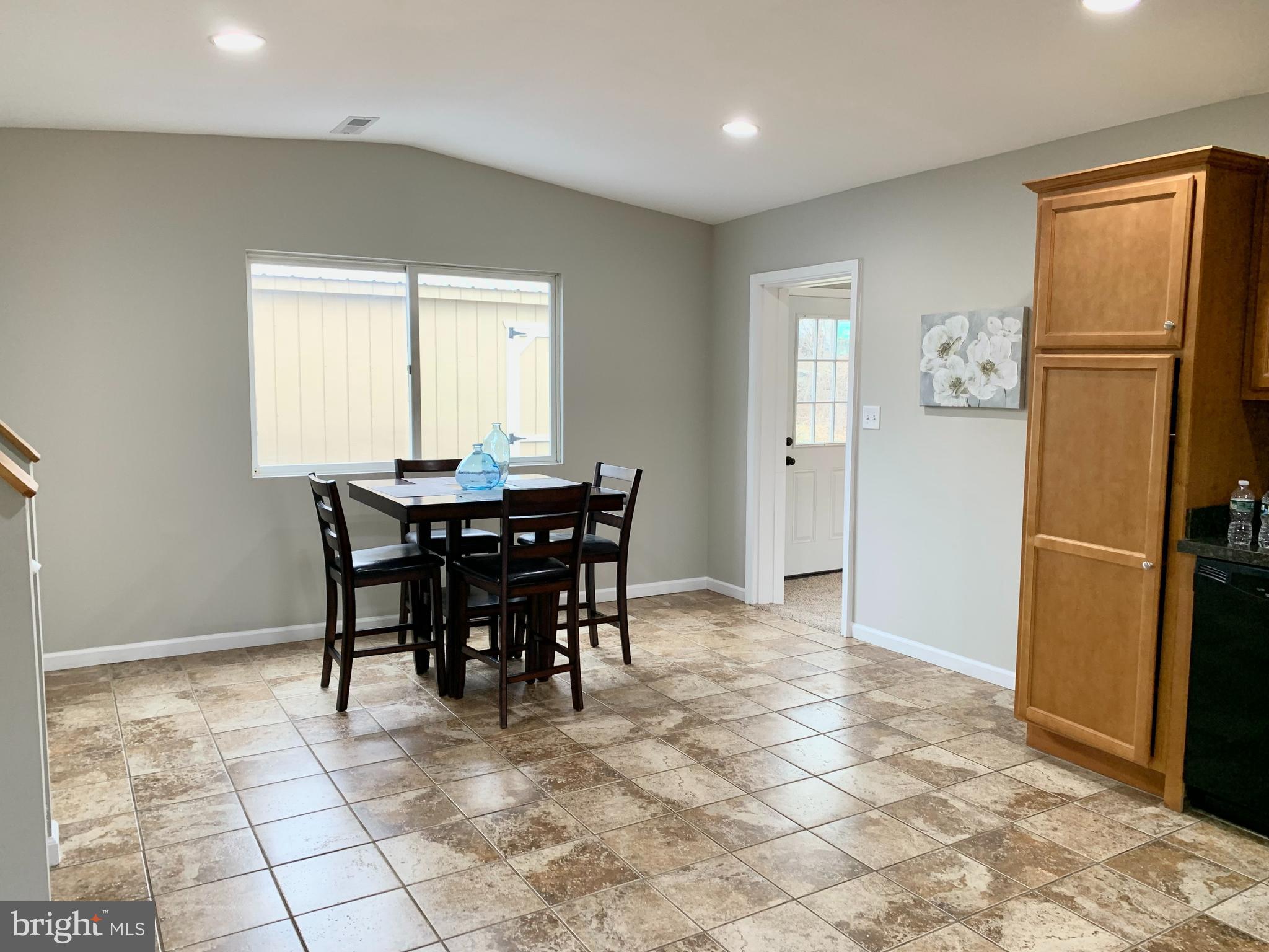 1725 Cemetery Road York, PA 17408 - Photo 8 of 16 Gallery Image 8