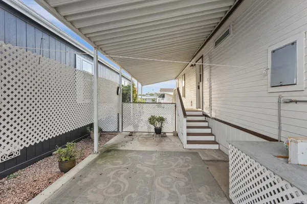 $305,000 | 1600 East Vista Way, Unit 21, Vista, CA 92084