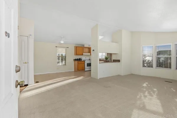 $305,000 | 1600 East Vista Way, Unit 21, Vista, CA 92084