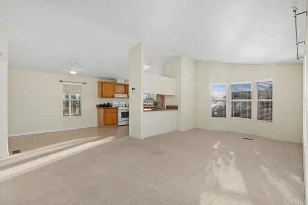 $305,000 | 1600 East Vista Way, Unit 21, Vista, CA 92084