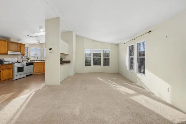 $305,000 | 1600 East Vista Way, Unit 21, Vista, CA 92084