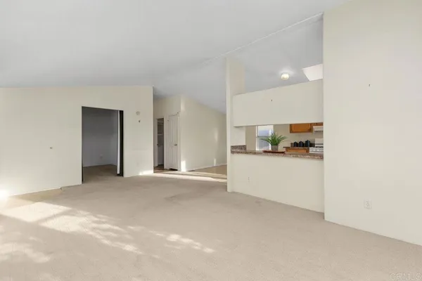 $305,000 | 1600 East Vista Way, Unit 21, Vista, CA 92084