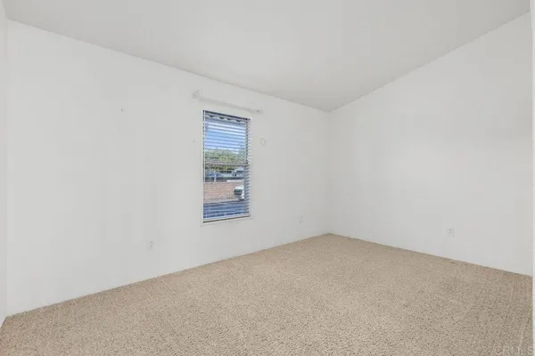 $305,000 | 1600 East Vista Way, Unit 21, Vista, CA 92084