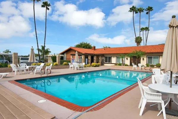 $305,000 | 1600 East Vista Way, Unit 21, Vista, CA 92084