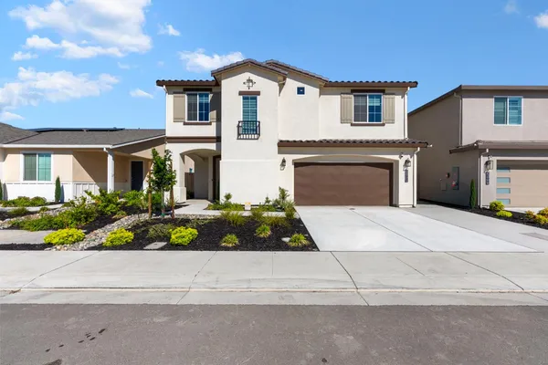$739,999 | 2160 Enchantment Drive, Manteca, CA 95337