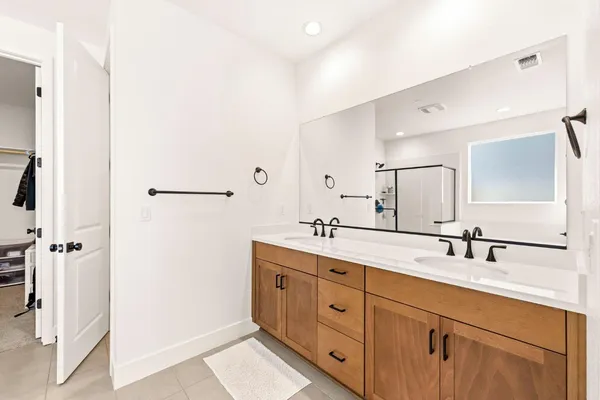 $739,999 | 2160 Enchantment Drive, Manteca, CA 95337