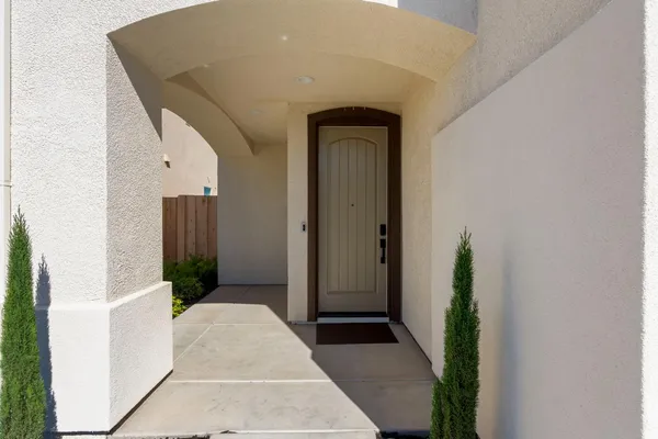 $739,999 | 2160 Enchantment Drive, Manteca, CA 95337