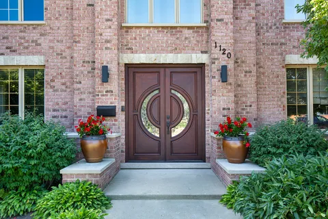 $849,000 | 1120 Midway Road, Northbrook, IL 60062