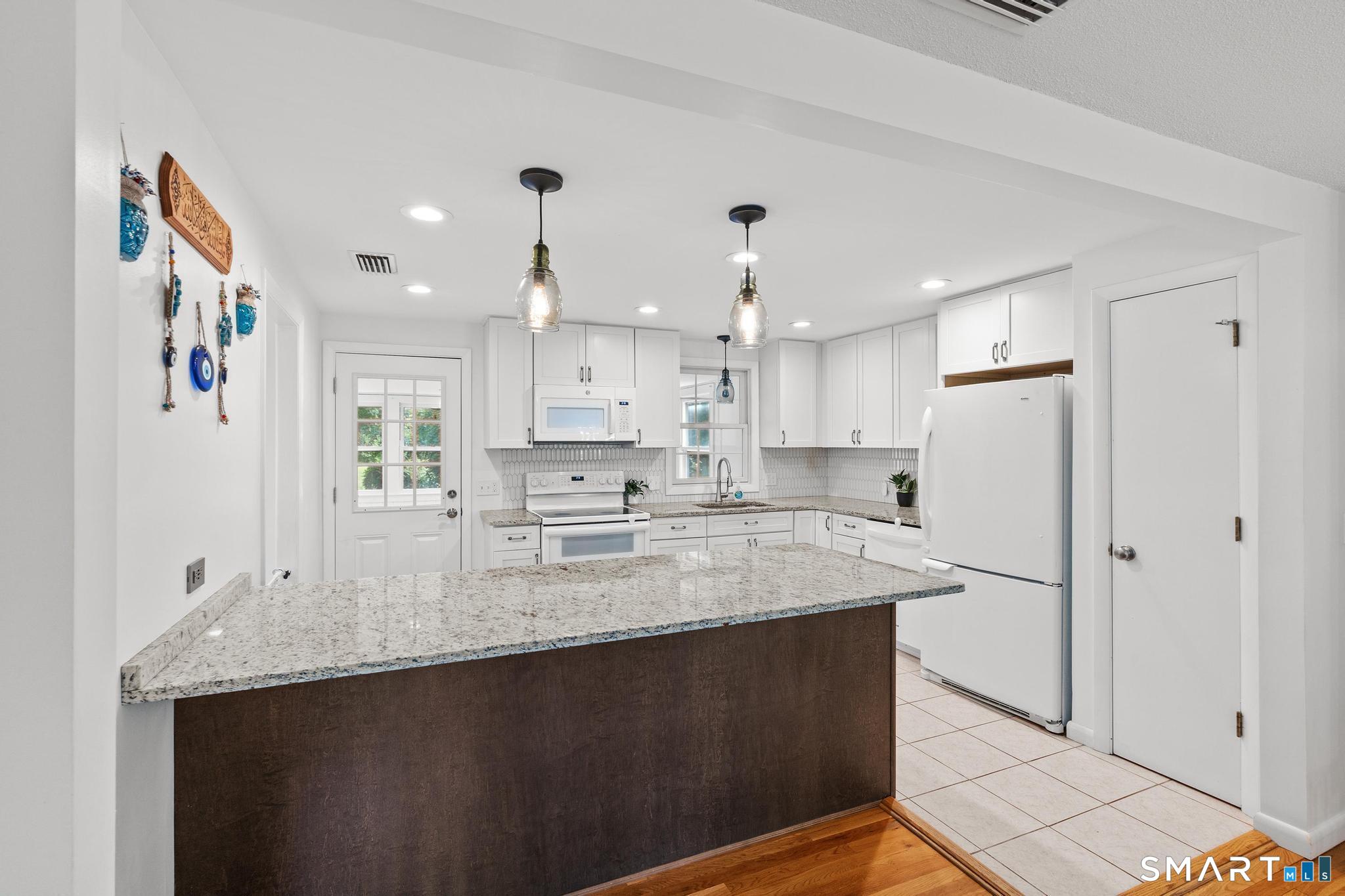 105 Windsorville Road South Windsor, CT 06074 - Photo 13 of 39