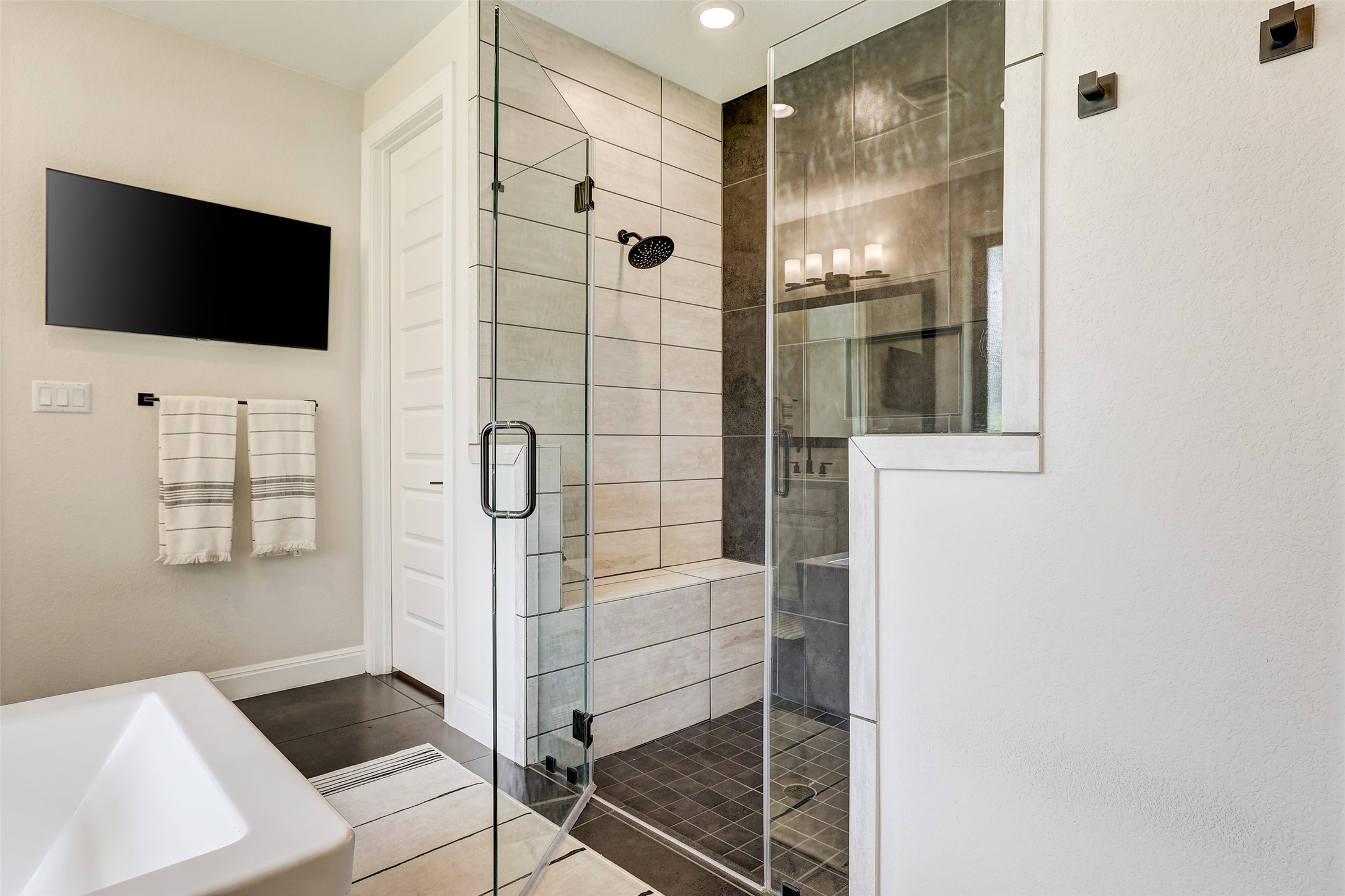 400 Flint Ridge Trail Georgetown, TX 78628 - Photo 19 of 40 Primary bathroom featuring a shower
