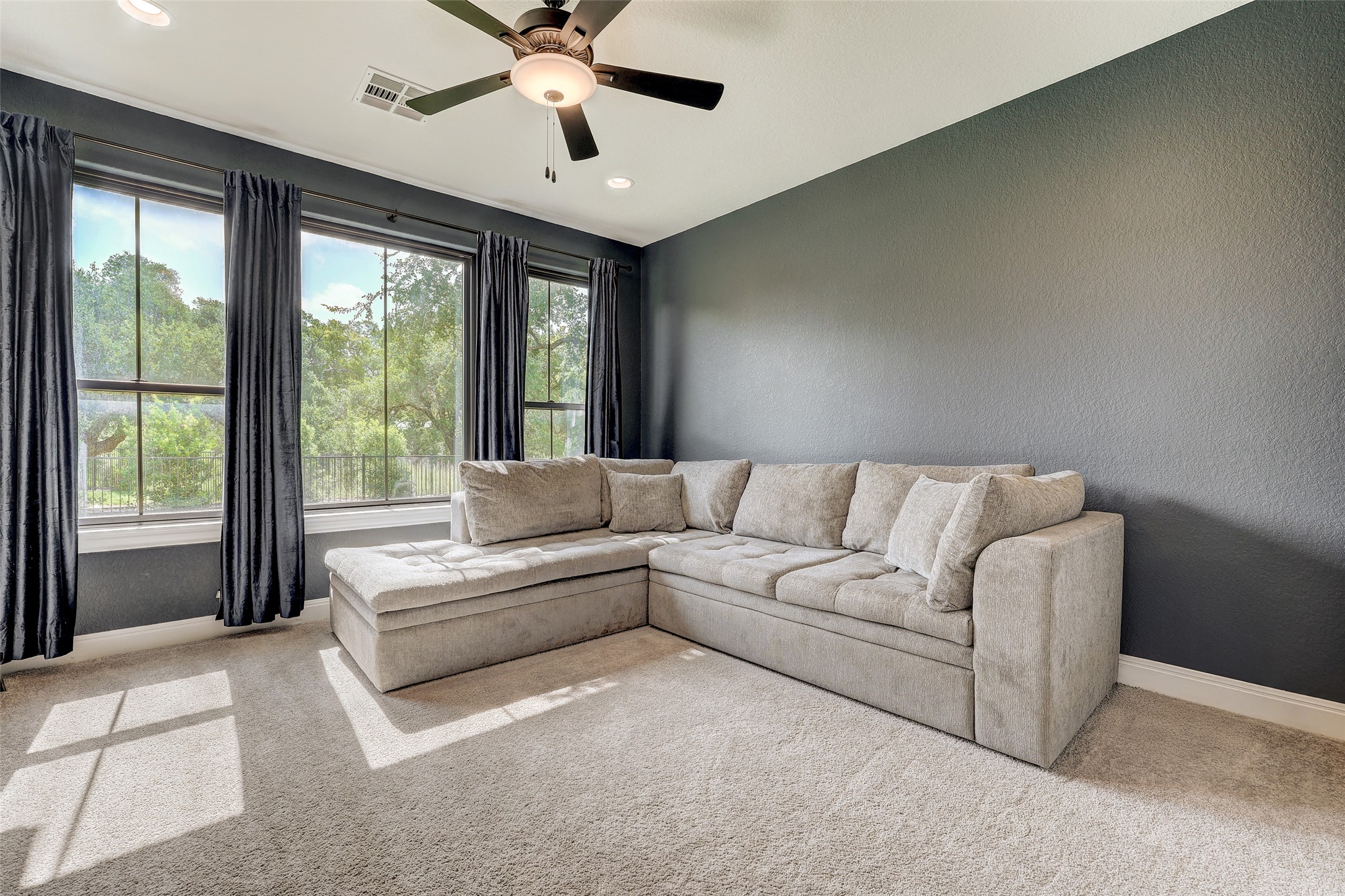 400 Flint Ridge Trail Georgetown, TX 78628 - Photo 26 of 40 Media/bonus room with a closet that could be a 4th bedroom