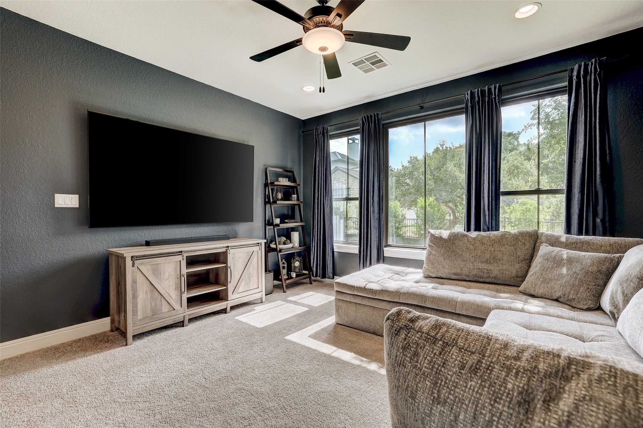 400 Flint Ridge Trail Georgetown, TX 78628 - Photo 27 of 40 Media/bonus room with a closet that could be a 4th bedroom