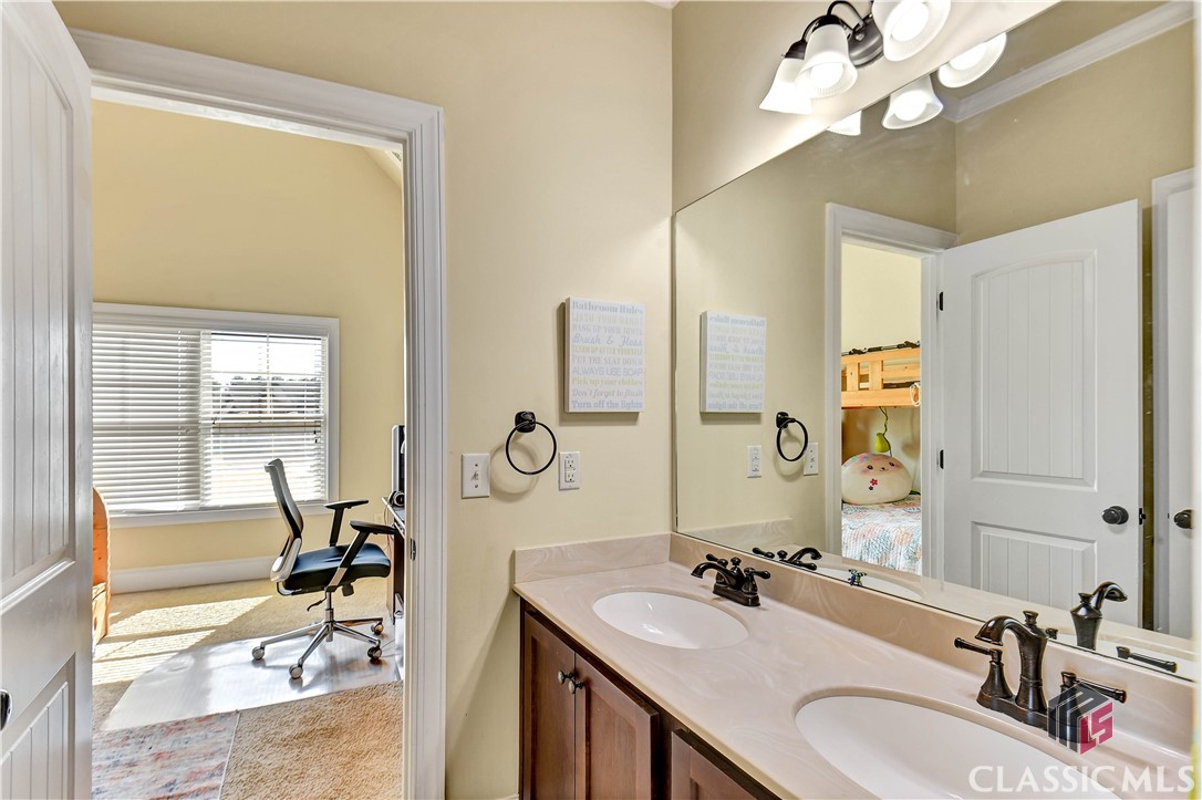 1142 Club Estates Road Statham, GA 30666 - Photo 16 of 75 Gallery Image 16