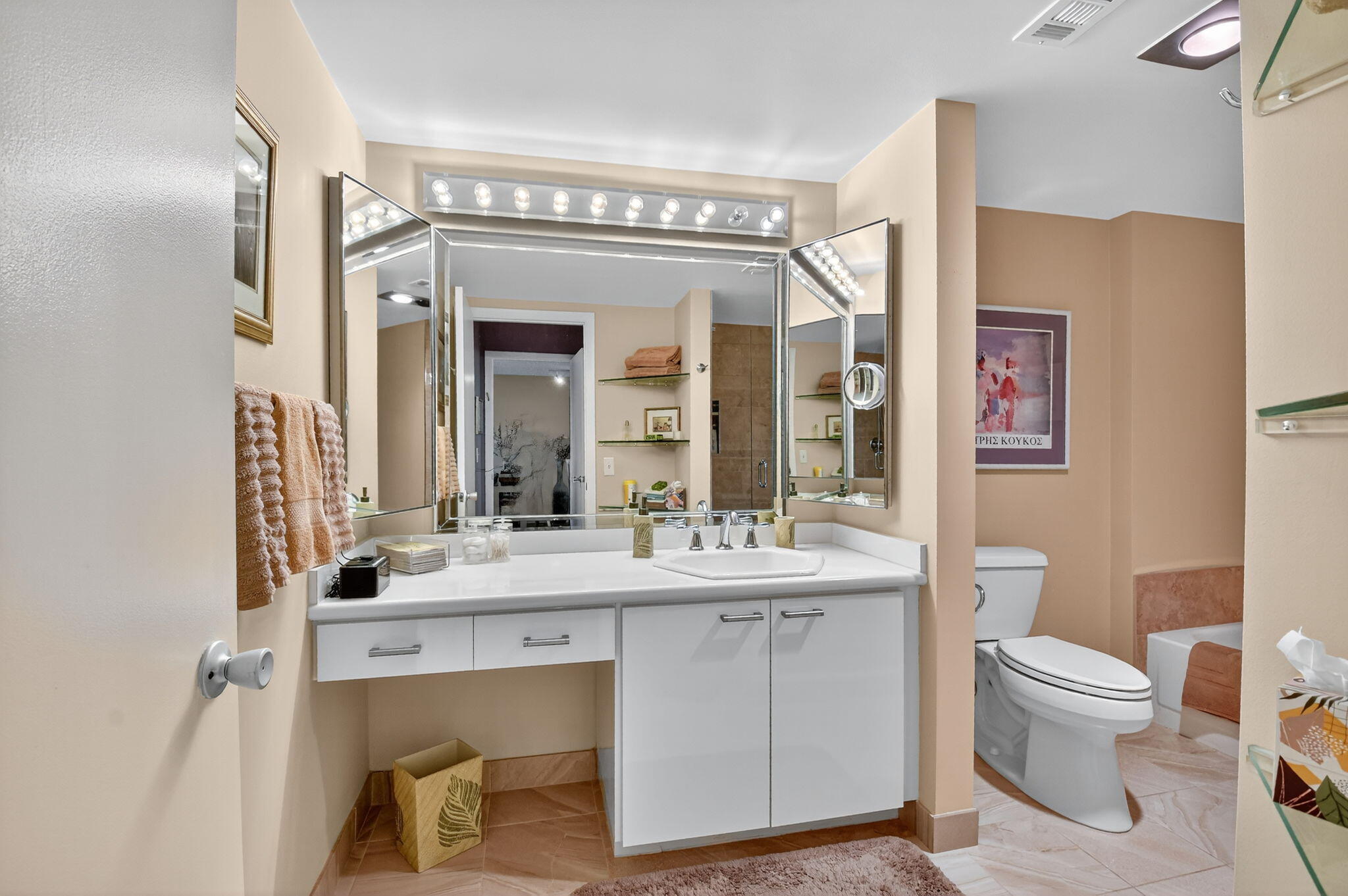 13 Southport Lane, Unit F Boynton Beach, FL 33436 - Photo 32 of 84 Primary Bathroom