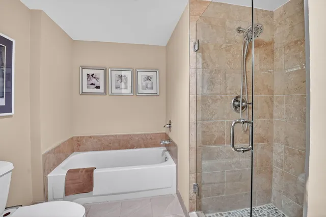 $5,000 | 13 Southport Lane, Unit F, Boynton Beach, FL 33436