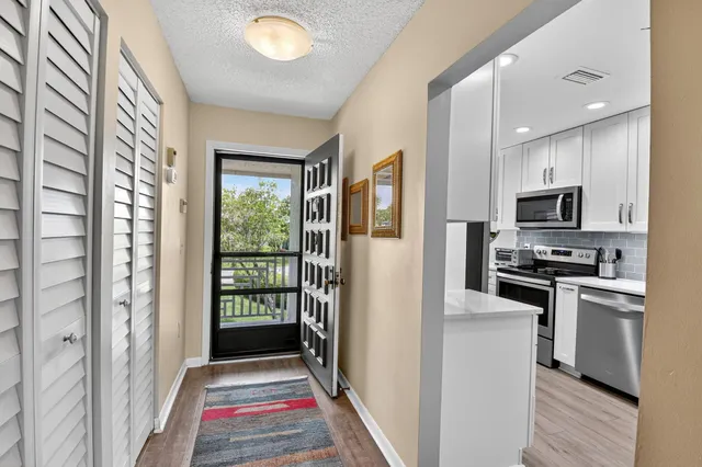 $5,000 | 13 Southport Lane, Unit F, Boynton Beach, FL 33436
