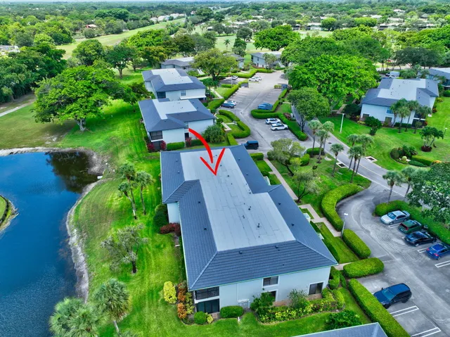 $5,000 | 13 Southport Lane, Unit F, Boynton Beach, FL 33436