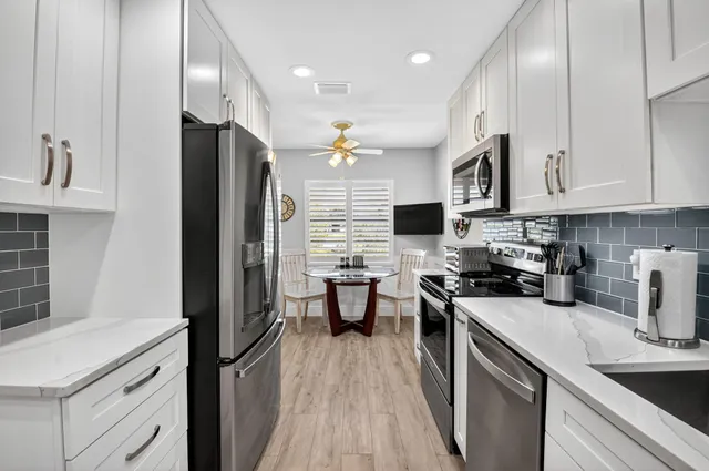 $5,000 | 13 Southport Lane, Unit F, Boynton Beach, FL 33436