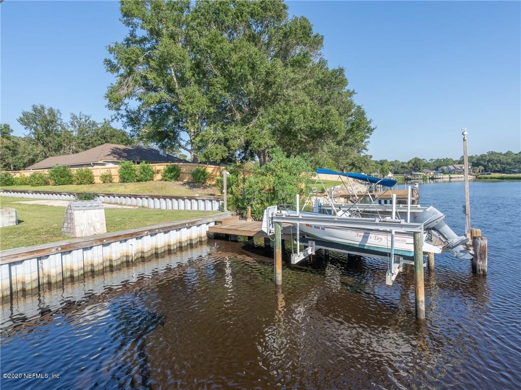 85500 Avant Road Yulee, FL 32097 - Photo 3 of 16 Private Boat Ramp & Boat Lift
