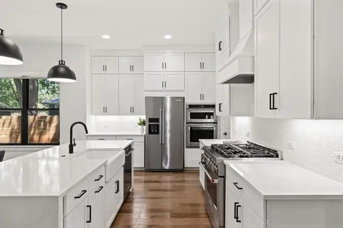 $1,550,000 | 1212 Madison Avenue, Austin, TX 78757