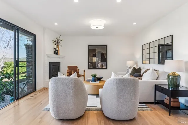 $1,195,000 | 14 Jefferson Court, Novato, CA 94947